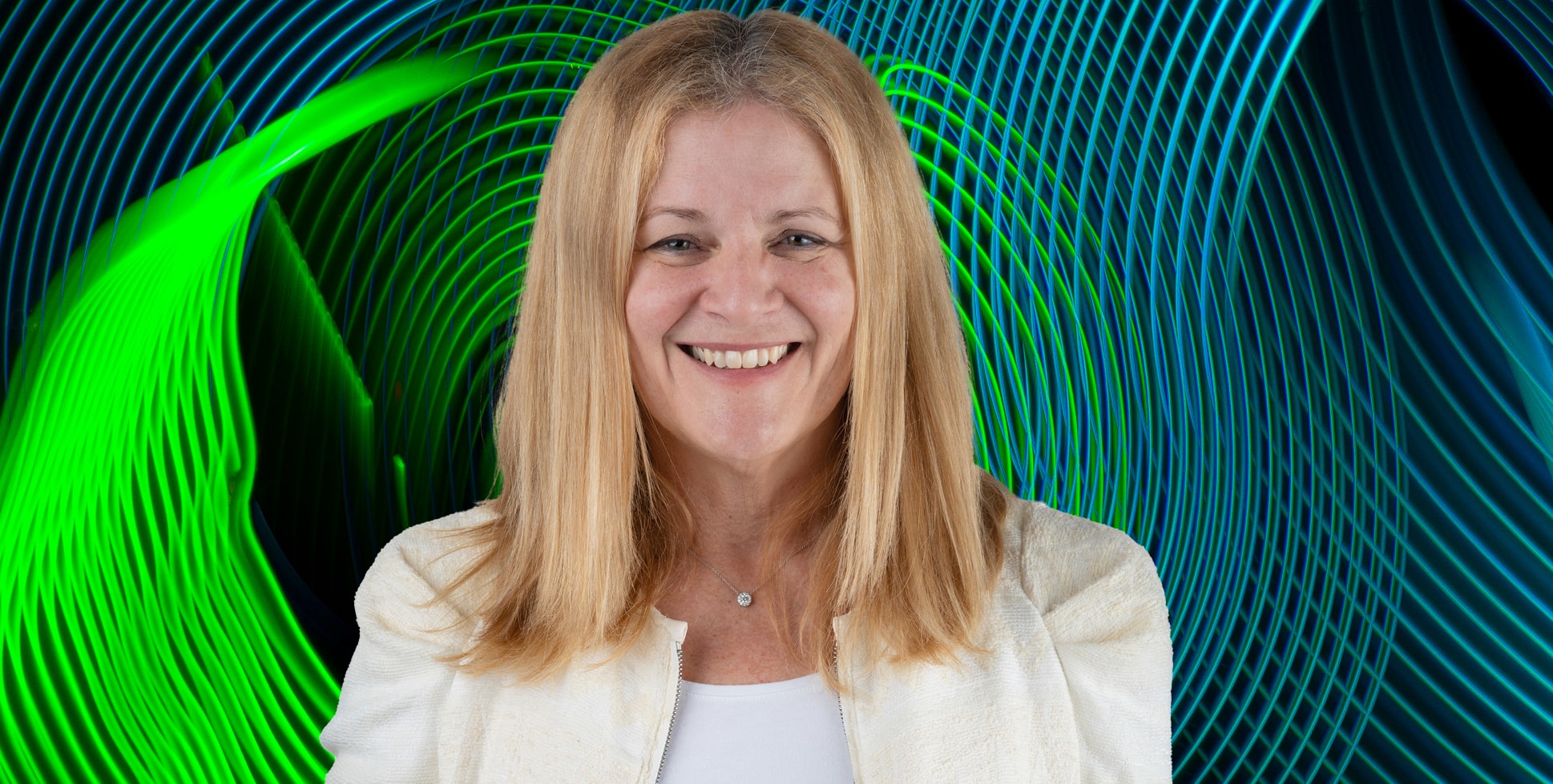 Julie Hides—Backs in space!