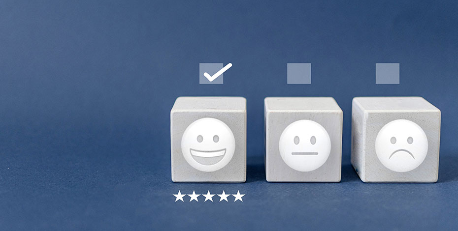 Smiling, indifferent and sad faces in a row.